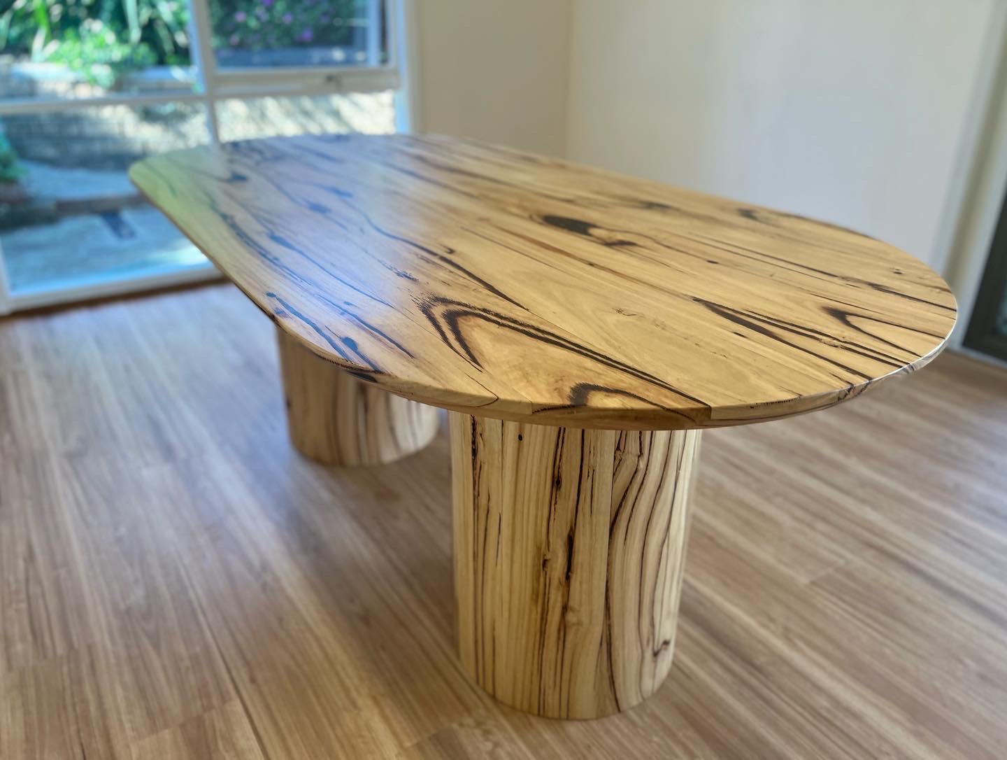 hamilton-messmate-recycled-wood-dining-table The Visually Stunning Hamilton Messmate Reclaimed wood Dining Table